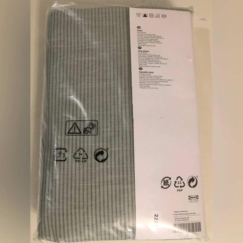 NWT 100% Cotton duvet cover and pillowcase.